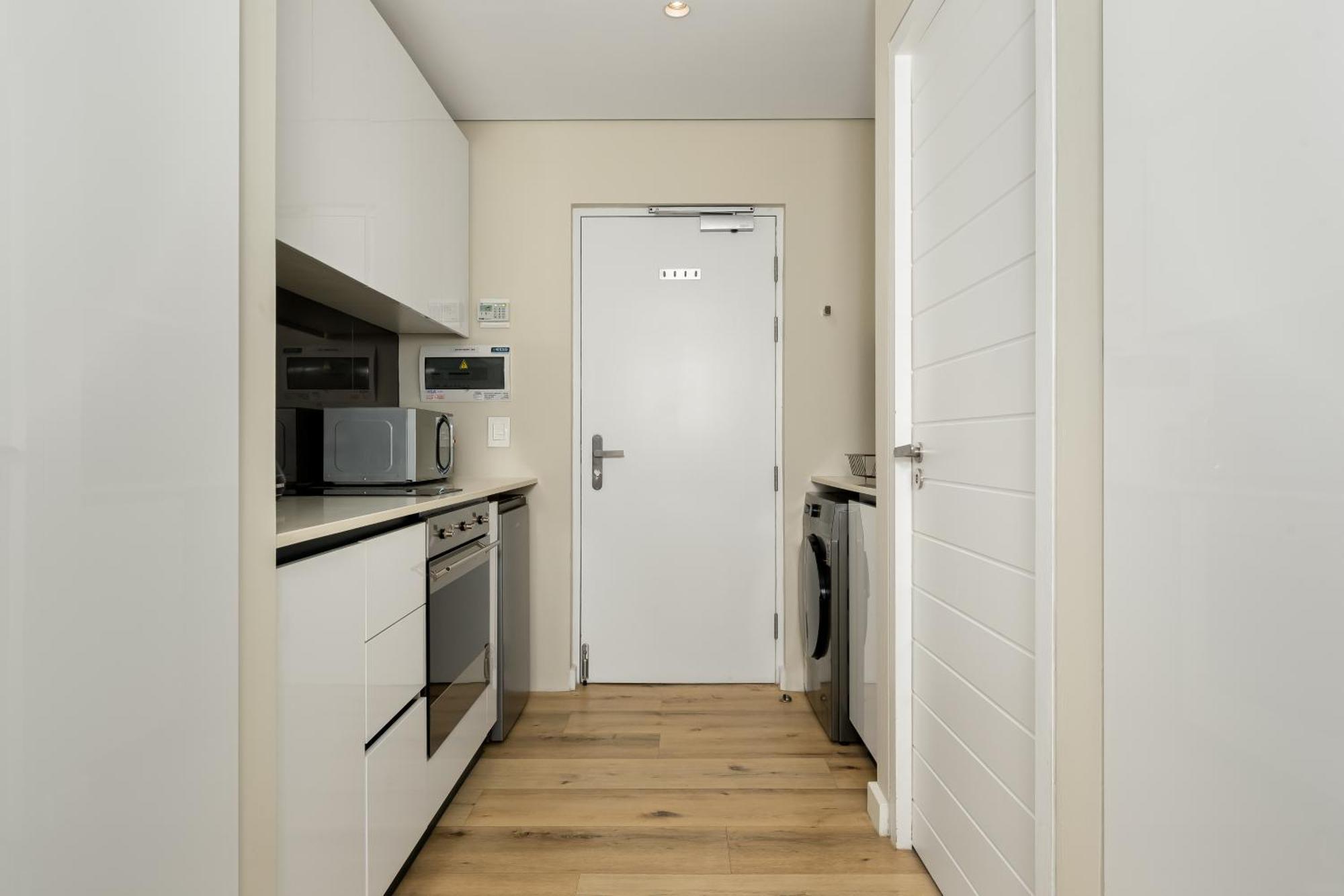 Apartment 220 On Loop Luxury