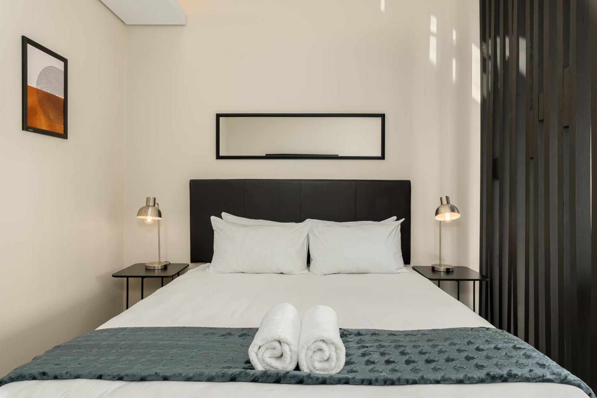 Apartment 220 On Loop Luxury