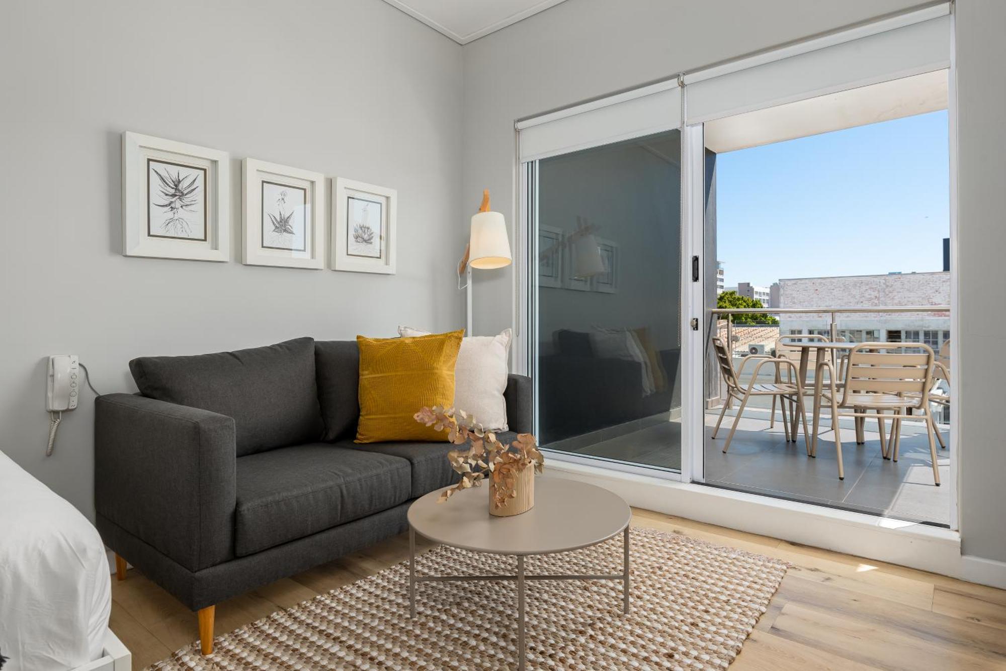 Apartment 220 On Loop Luxury *